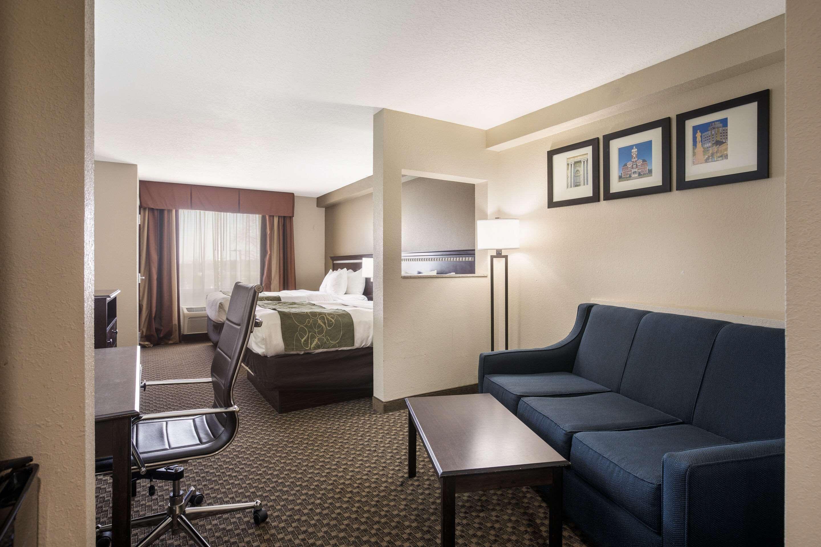 Comfort Suites Forsyth Near I-75 Екстериор снимка