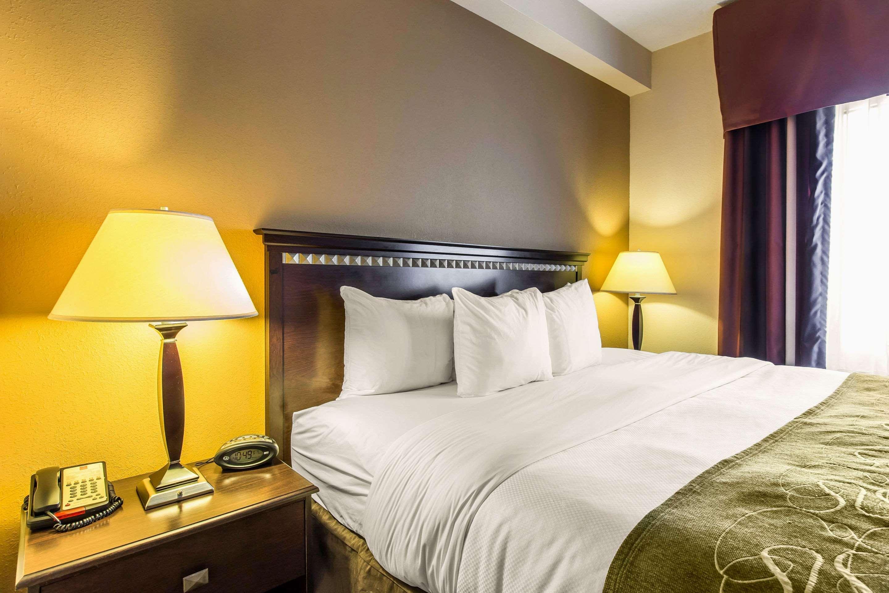 Comfort Suites Forsyth Near I-75 Екстериор снимка