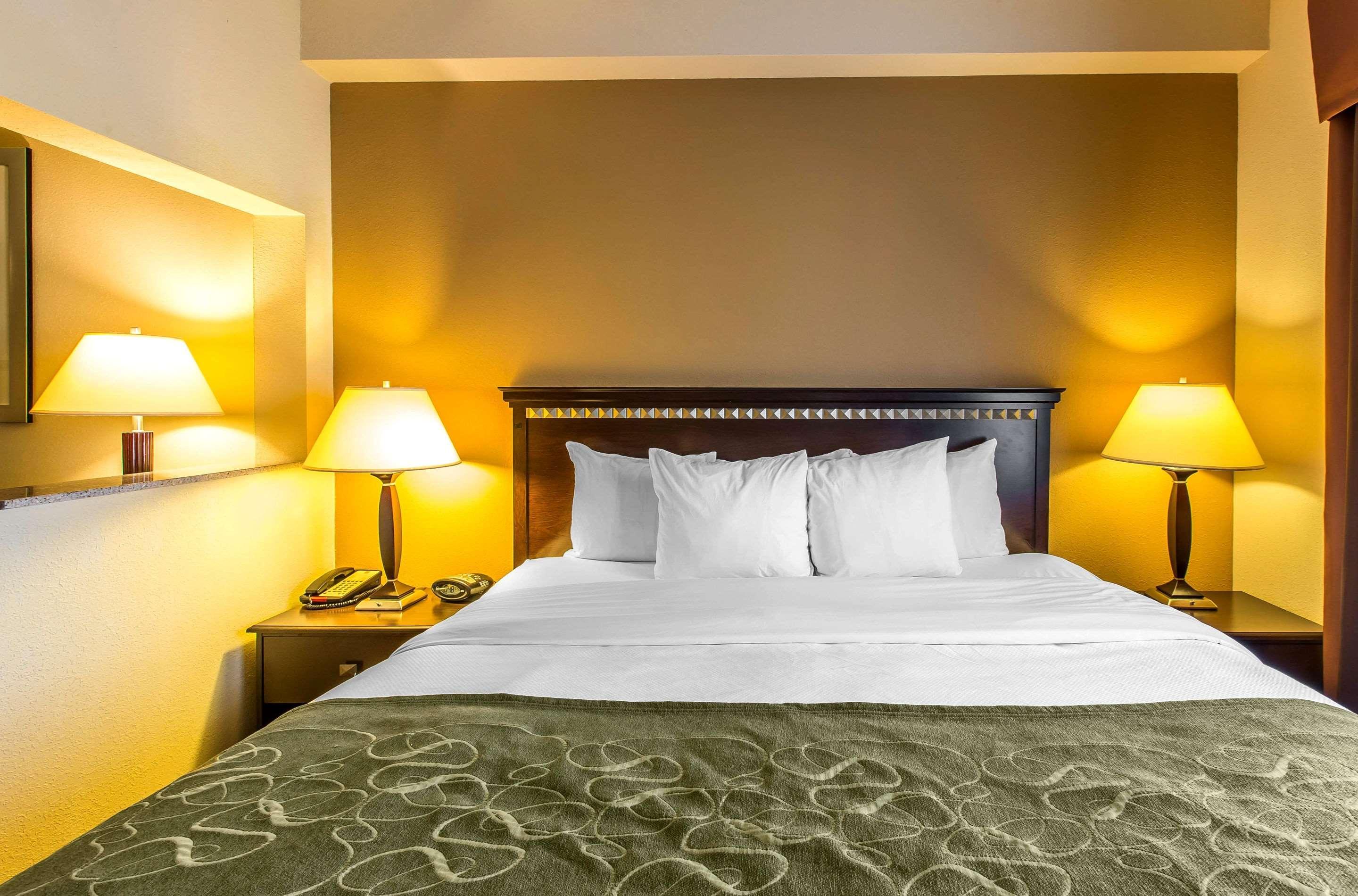 Comfort Suites Forsyth Near I-75 Екстериор снимка