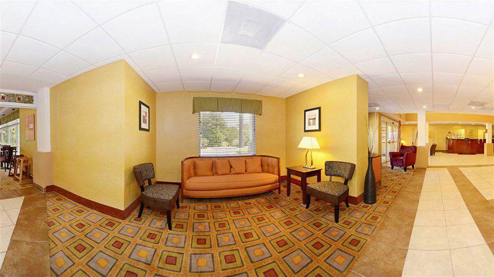 Comfort Suites Forsyth Near I-75 Екстериор снимка